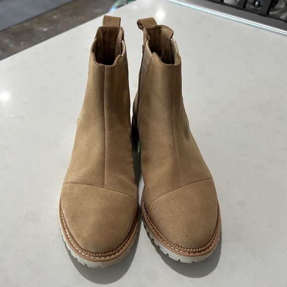 TOMS Suede Cleo Boots - Picture 6 of 13